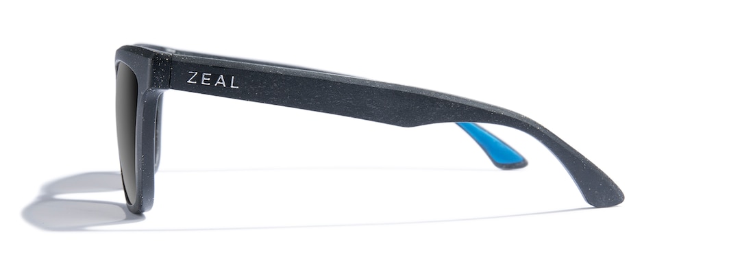 Black Grain CUMULUS side View