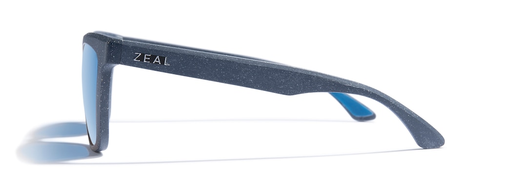 Midnight CUMULUS side View