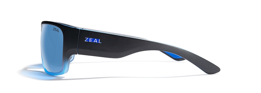 Black Mariner DECKER side View