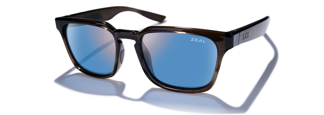 Transparent Light Brown WHITTIER quarter View